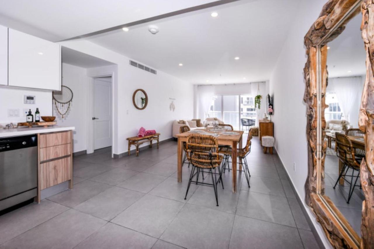 Stylish Luxury Condo, Central Location, Ocean View, Pool, Gym 奥拉涅斯塔德 外观 照片