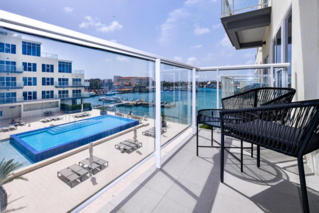 Stylish Luxury Condo, Central Location, Ocean View, Pool, Gym 奥拉涅斯塔德 外观 照片