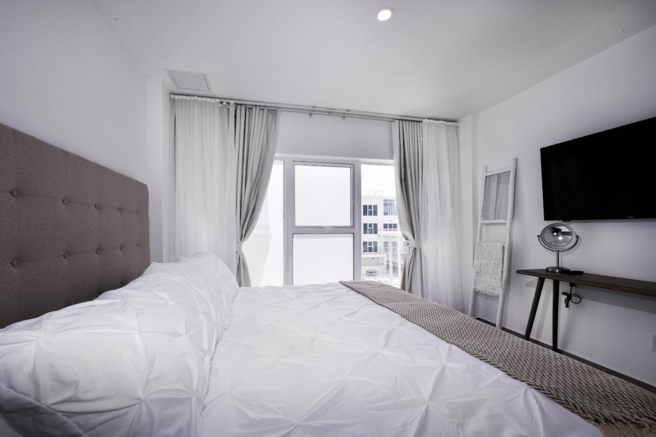 Stylish Luxury Condo, Central Location, Ocean View, Pool, Gym 奥拉涅斯塔德 外观 照片