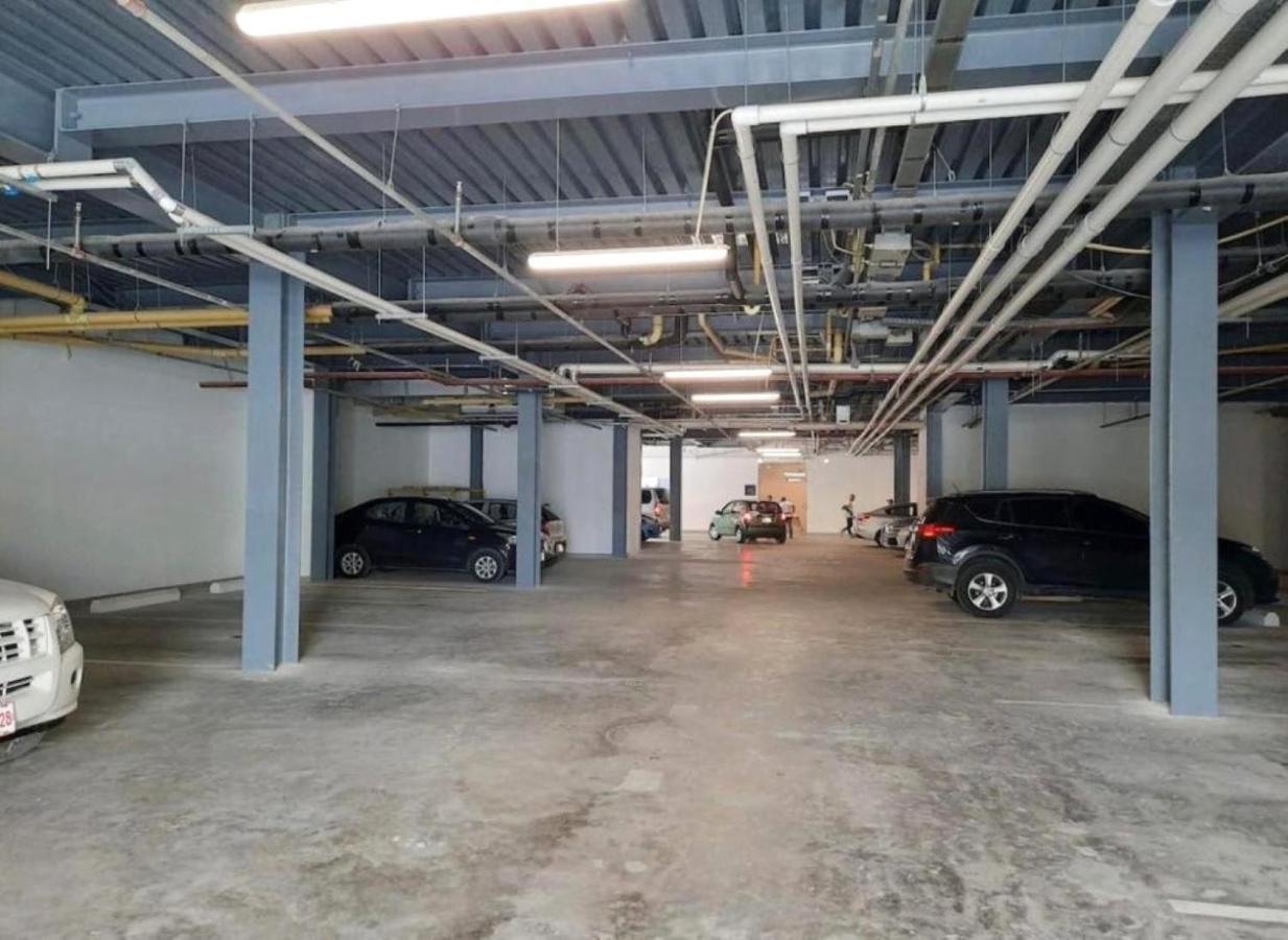 Stylish Luxury Condo, Central Location, Ocean View, Pool, Gym 奥拉涅斯塔德 外观 照片